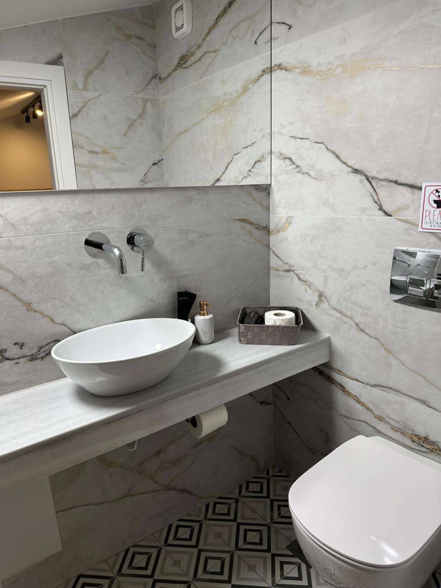 Belle Athenes - Luxury Rooms At Monastiraki Railway Station Eksteriør bilde